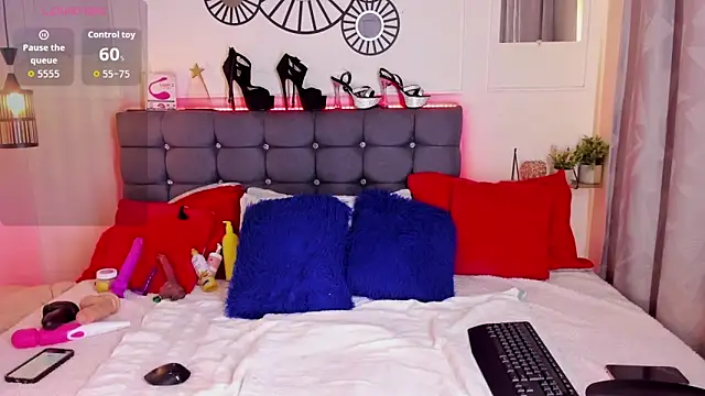 Ashley Beenson online show from 02-19-26, 01:30