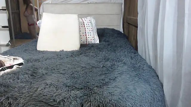 maya hottt online show from 12-23-25, 09:08