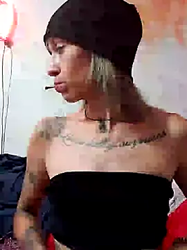 Snapshot of fablob23 chatting on 04-22-26, 02:51 fablob23 online show from 04-22-26, 02:51