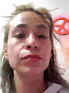 Snapshot of fablob23 chatting on 04-18-26, 11:05 fablob23 online show from 04-18-26, 11:05