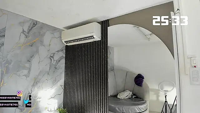 Katemoss70 online show from 10-11-25, 12:39