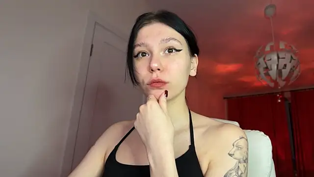 Snapshot of pinkdolly18 chatting on 02-01-25, 10:23 pinkdolly18 online show from 02-01-25, 10:23