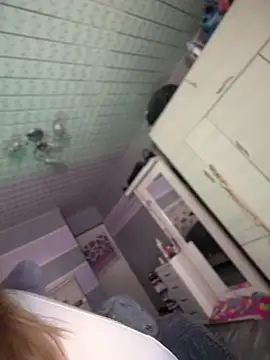 Sam Thompsoon  online show from 03-06-26, 03:23