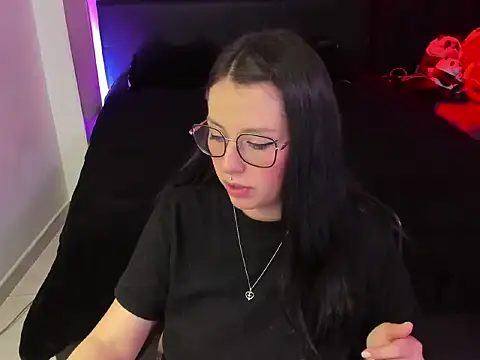 lia minami online show from 04-11-26, 04:09