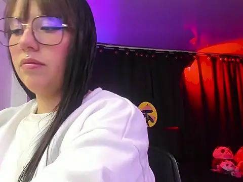 lia minami online show from 04-19-26, 03:40