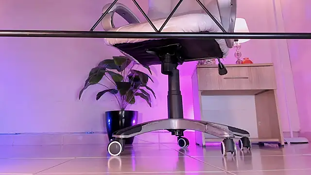 ArchieCollins online show from 10-31-25, 11:55