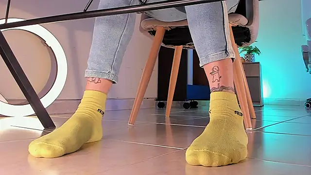 ArchieCollins online show from 11-23-25, 04:22