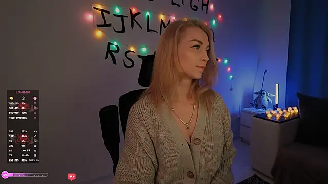 AskAlexa online show from 11-26-25, 12:27