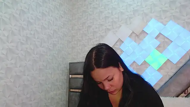EmilyQueen3x online show from 09-25-25, 01:28