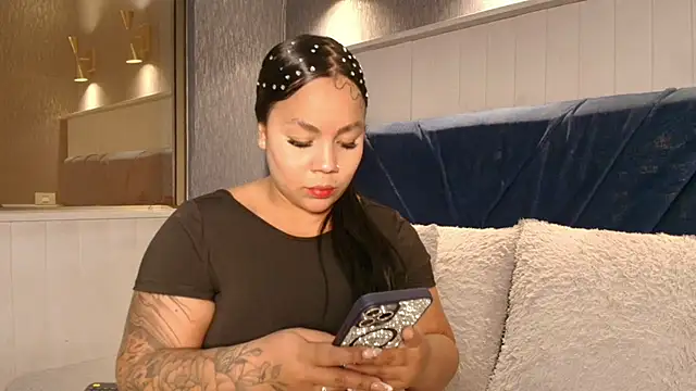 EmilyQueen3x online show from 03-27-26, 03:02