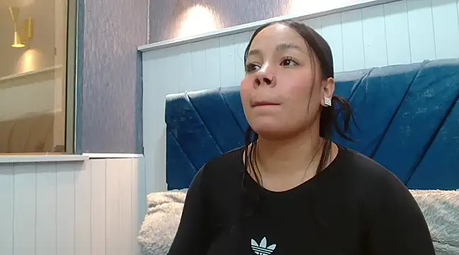 EmilyQueen3x online show from 03-02-25, 02:04
