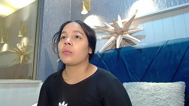 EmilyQueen3x online show from 12-18-25, 01:37