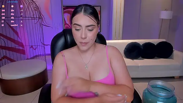 Snapshot of MartinnaBonnet chatting on 02-10-25, 04:25 MartinnaBonnet online show from 02-10-25, 04:25