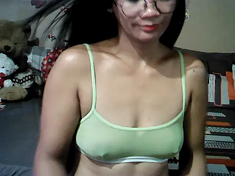 Mia Rein online show from 07-17-26, 02:31