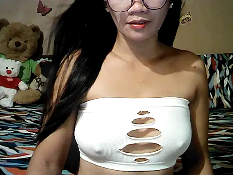 Mia Rein online show from 06-26-26, 01:50