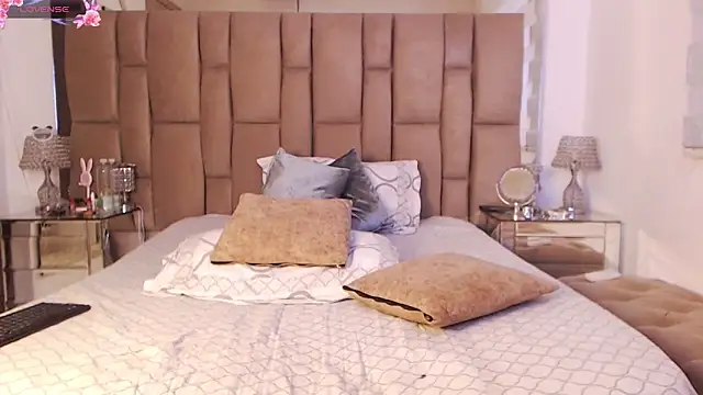 Amber Parker online show from 02-25-26, 03:12