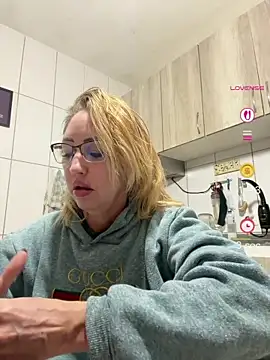 RAIRAsexy online show from 07-21-26, 08:15