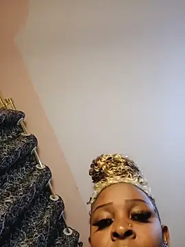 Cristy Lin online show from 11-02-25, 03:17