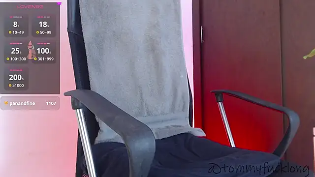 Snapshot of tommylongxx chatting on 03-15-25, 02:46 tommylongxx online show from 03-15-25, 02:46