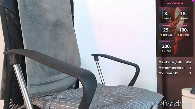 Snapshot of tommylongxx chatting on 01-29-25, 03:33 tommylongxx online show from 01-29-25, 03:33