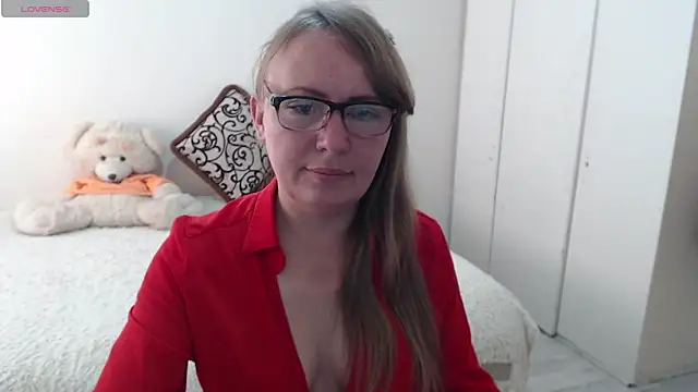 Snapshot of MargotLot chatting on 04-24-26, 04:58 MargotLot online show from 04-24-26, 04:58