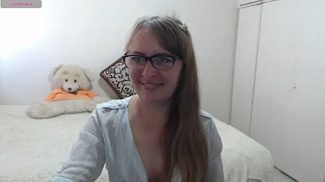 Snapshot of MargotLot chatting on 04-29-26, 12:31 MargotLot online show from 04-29-26, 12:31