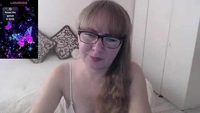 MargotLot online show from 11-29-25, 07:19