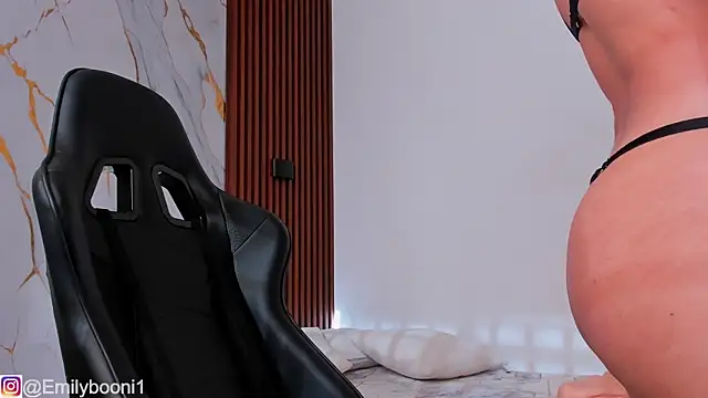 EmilyBoonny1 online show from 12-01-25, 08:32