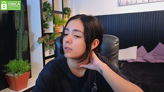 Snapshot of Ivy_Gail chatting on 11-07-25, 06:40 Ivy Gail online show from 11-07-25, 06:40