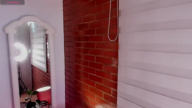 Cilie lee online show from 02-26-26, 01:11