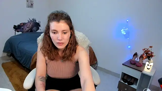 jrcamila online show from 02-17-25, 09:54