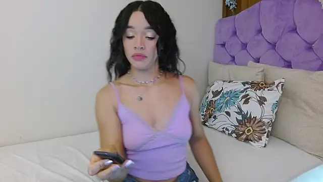 kiarablue online show from 02-22-25, 05:44