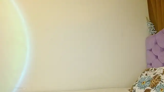 kiarablue online show from 04-15-26, 02:06