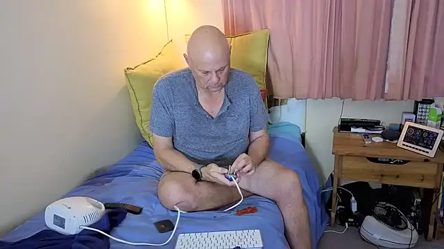 DaddyCumBumZA online show from 04-15-26, 05:06