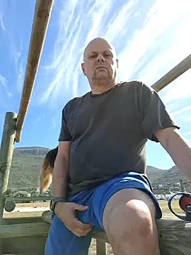Snapshot of DaddyCumBumZA chatting on 12-08-24, 07:15 DaddyCumBumZA online show from 12-08-24, 07:15