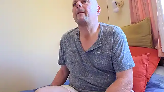Snapshot of DaddyCumBumZA chatting on 03-02-25, 11:52 DaddyCumBumZA online show from 03-02-25, 11:52