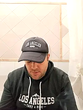 alex899927 online show from 10-09-25, 07:42