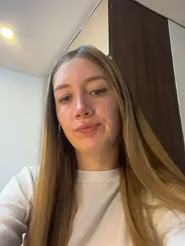 Snapshot of horny__molly_ chatting on 07-12-26, 04:46 horny molly online show from 07-12-26, 04:46