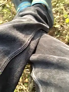 Snapshot of Gopal1243 chatting on 12-20-25, 09:45 Gopal1243 online show from 12-20-25, 09:45