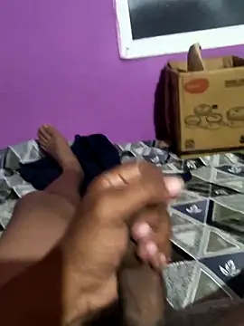 Snapshot of Gopal1243 chatting on 10-30-25, 04:15 Gopal1243 online show from 10-30-25, 04:15