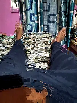 Snapshot of Gopal1243 chatting on 09-09-25, 04:27 Gopal1243 online show from 09-09-25, 04:27