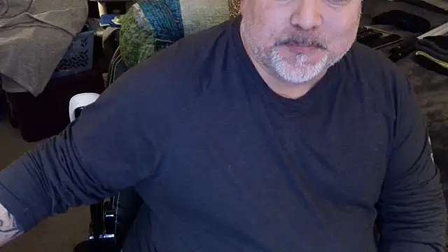 Snapshot of Drake_DVamp chatting on 02-11-25, 11:12 Drake DVamp online show from 02-11-25, 11:12