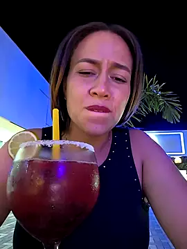 Nanybaker95 online show from 05-08-26, 11:41