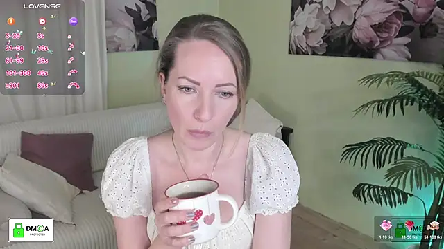 Queenymel online show from 02-21-26, 04:31