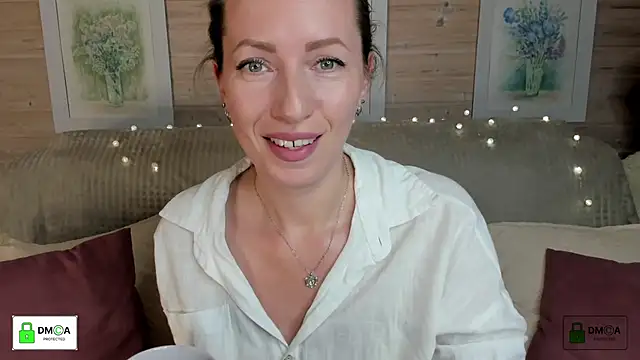 Queenymel online show from 10-02-25, 03:59
