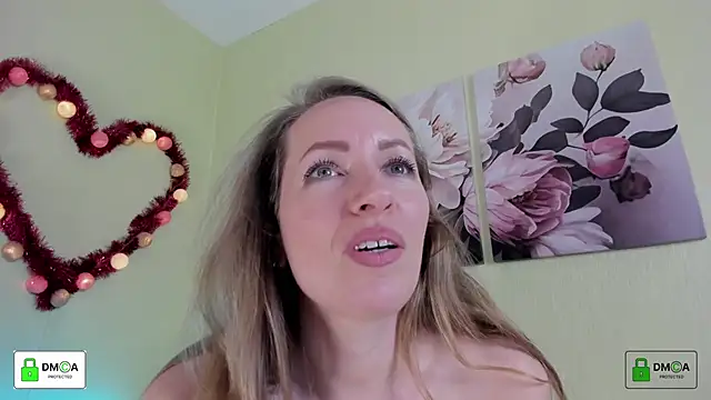 Queenymel online show from 03-02-25, 09:41