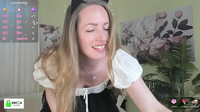 Snapshot of Queenymel chatting on 05-09-26, 05:16 Queenymel online show from 05-09-26, 05:16