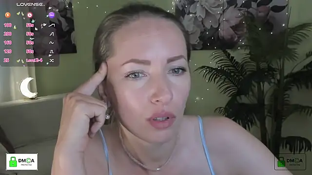 Queenymel online show from 07-21-26, 11:22