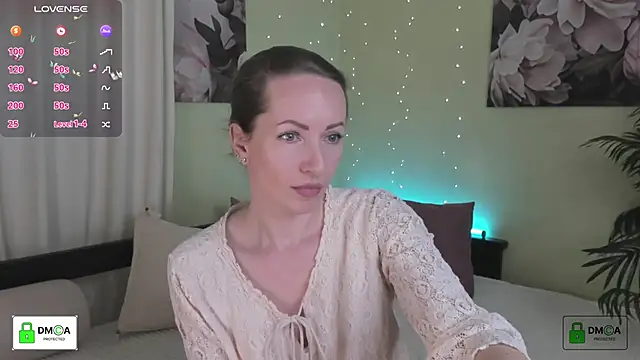 Queenymel online show from 02-08-26, 03:10