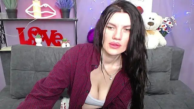 Snapshot of MilaLoona chatting on 03-19-25, 04:13 MilaLoona online show from 03-19-25, 04:13
